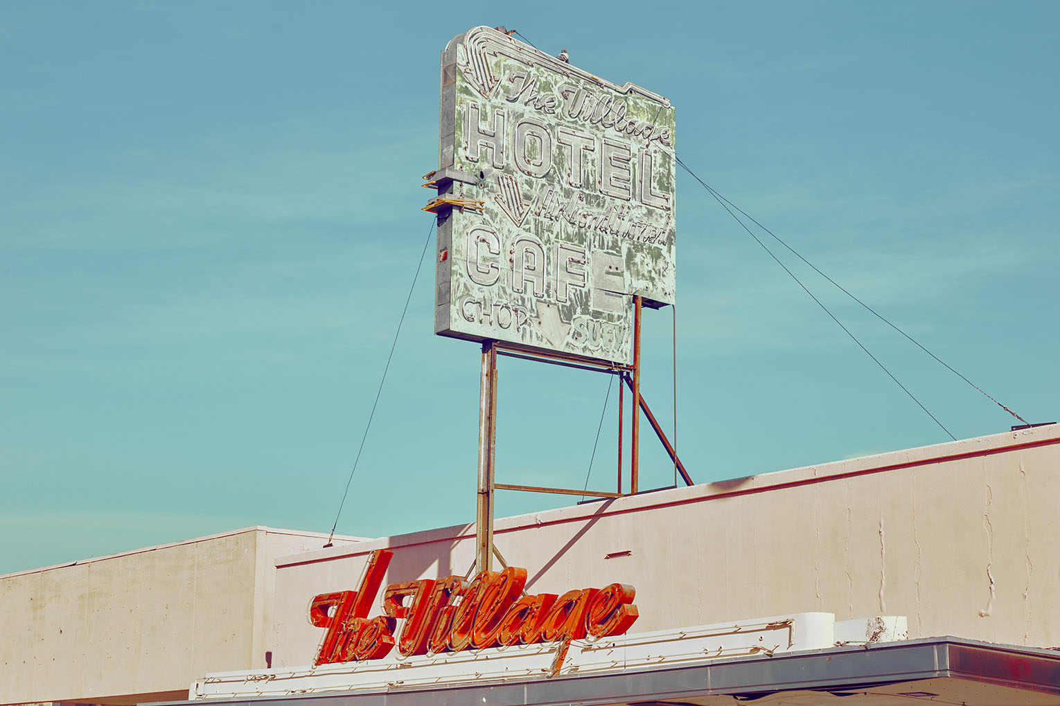 66 motel l | Sign Of The Times | Martin Brent Photography